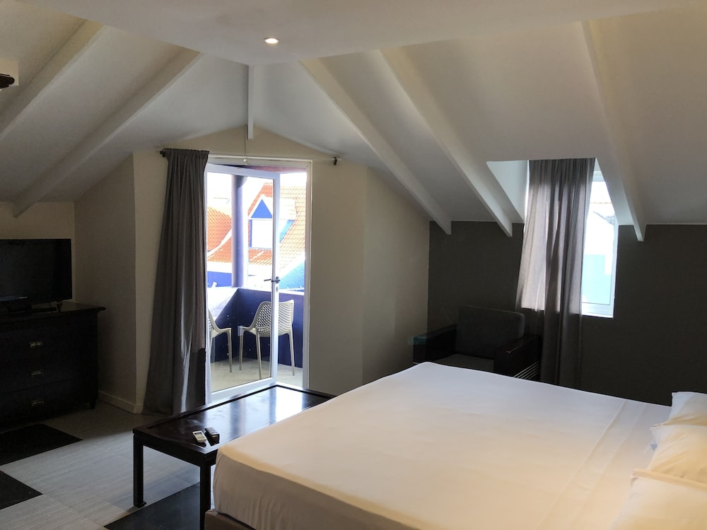 Curacao Suites Hotel 25/66