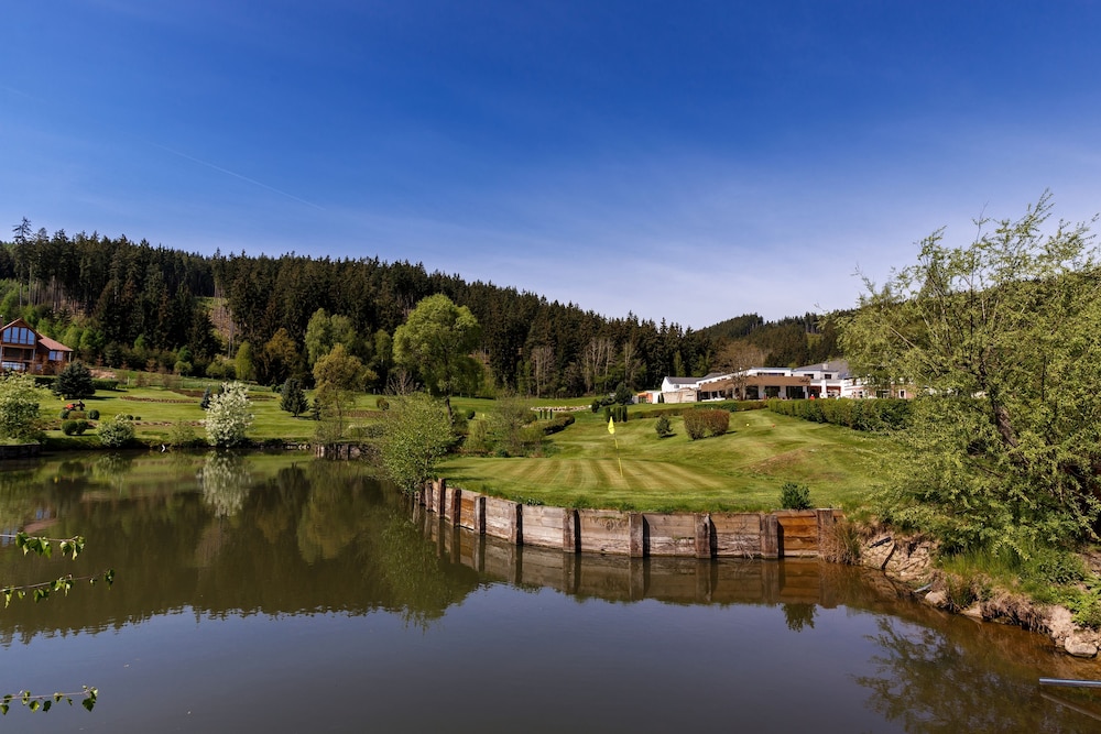 Cihelny Golf & Wellness Resort 64/69