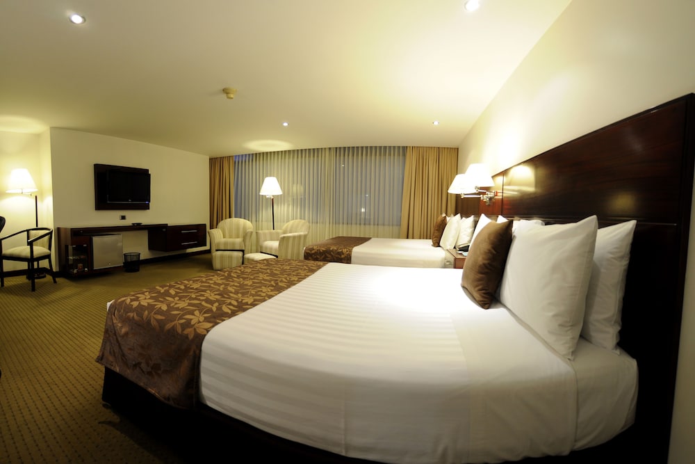 Wyndham Garden Quito 25/80