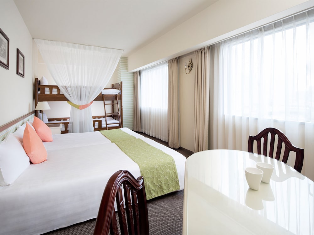 Hotel Francs 14/46