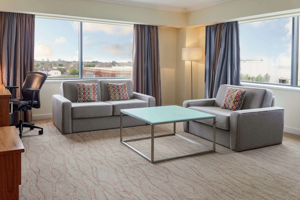 Hilton Dublin Airport 25/50