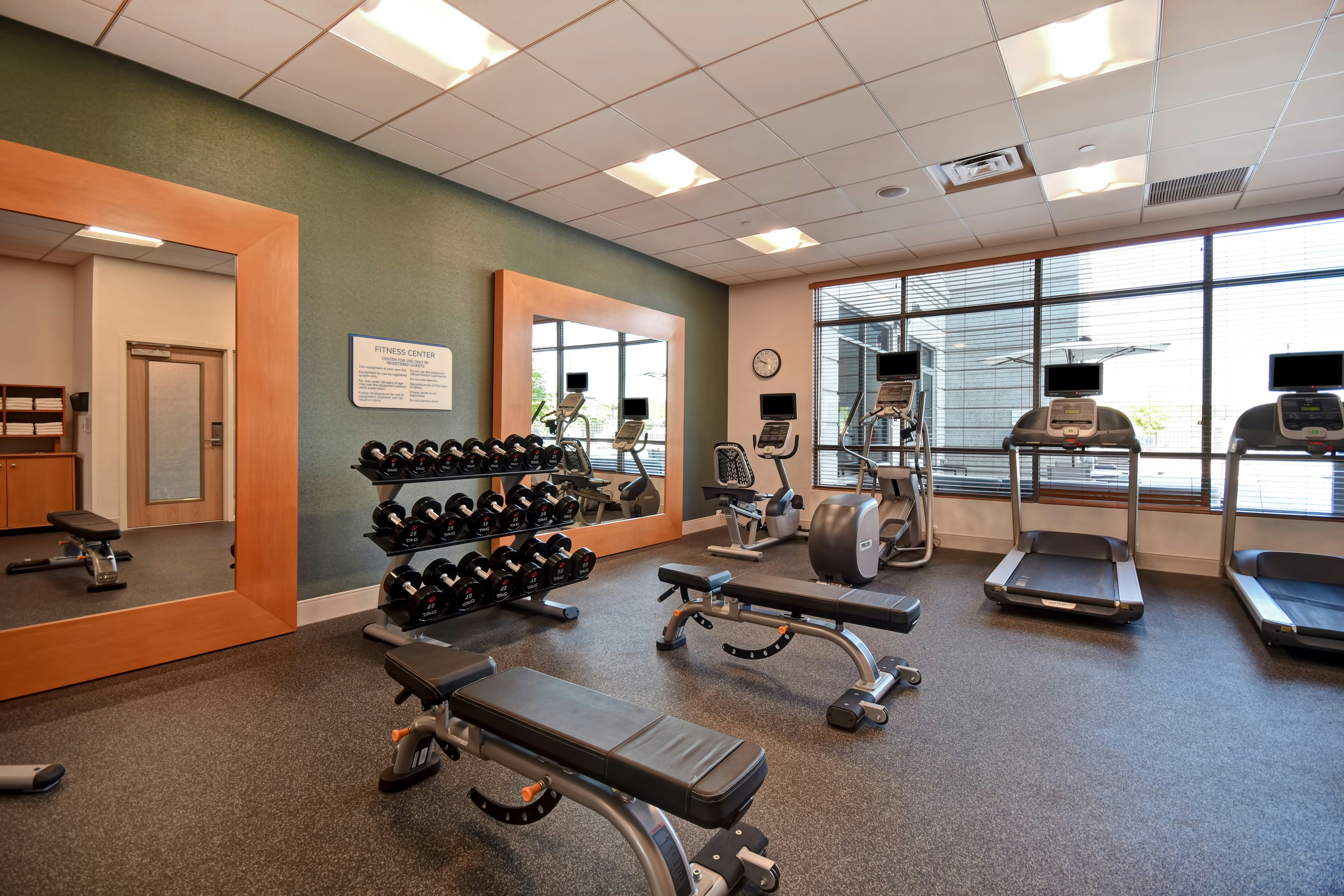 Hilton Garden Inn Jackson Tn 36/83