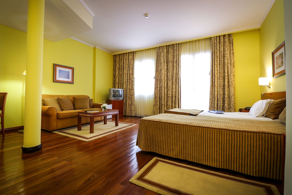 Camoes Hotel 18/48