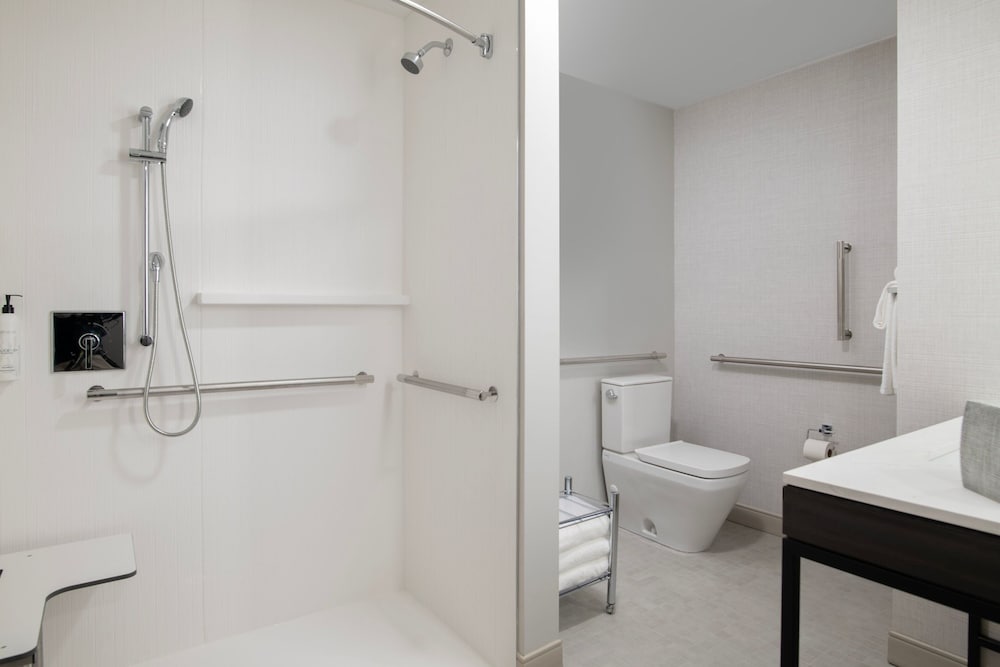 Fairfield Inn & Suites By Marriott Annapolis 39/40
