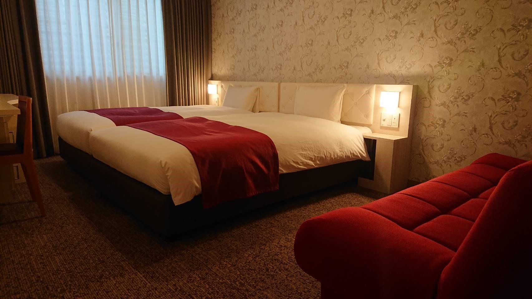 Hollywood, Suite, Twin Beds