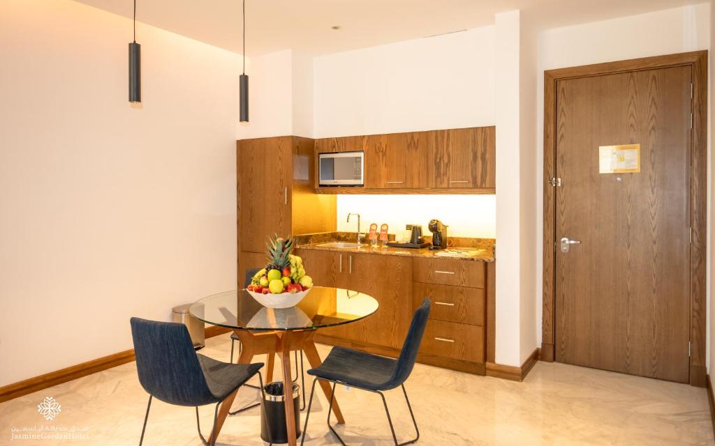 Jasmine Garden Hotel photo2