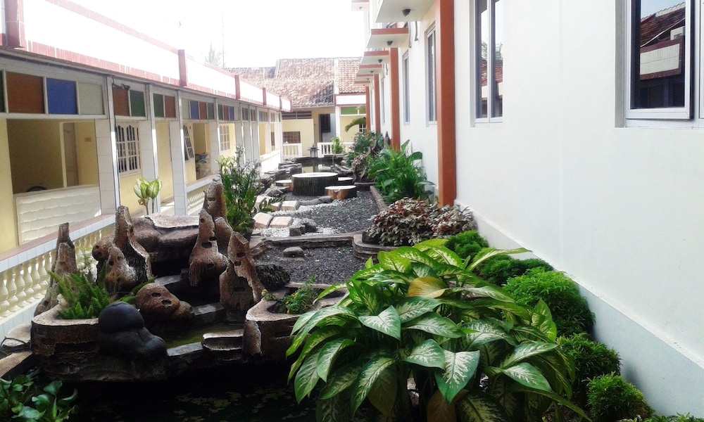 HOTEL BANDARA SYARIAH 6/48