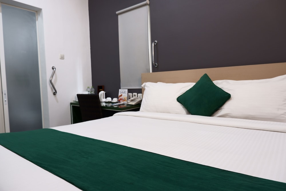Ara Inn Bed and Breakfast 8/21