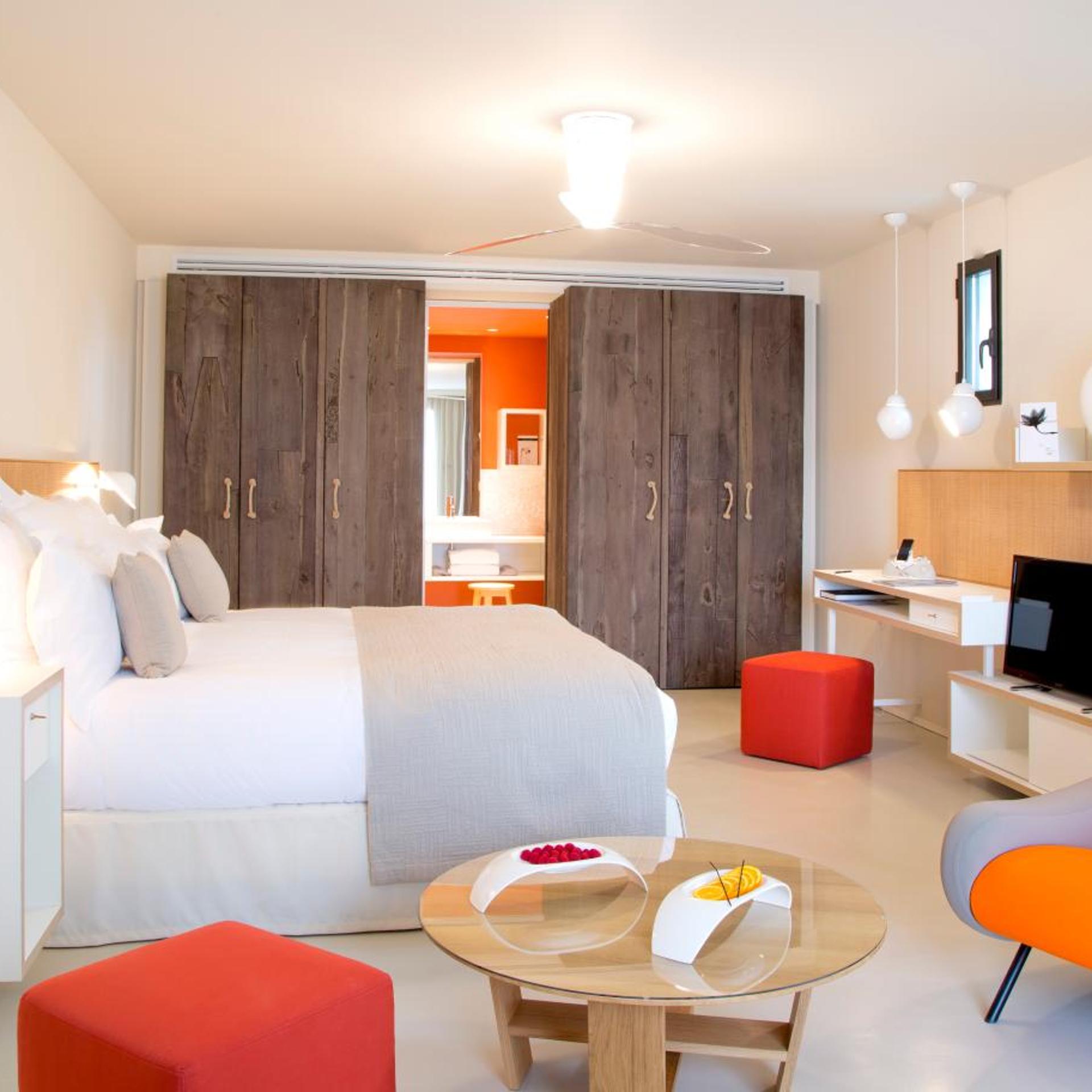 Deluxe, Double Bed, Garden View, LA PLAGE CASADELMAR 2/5