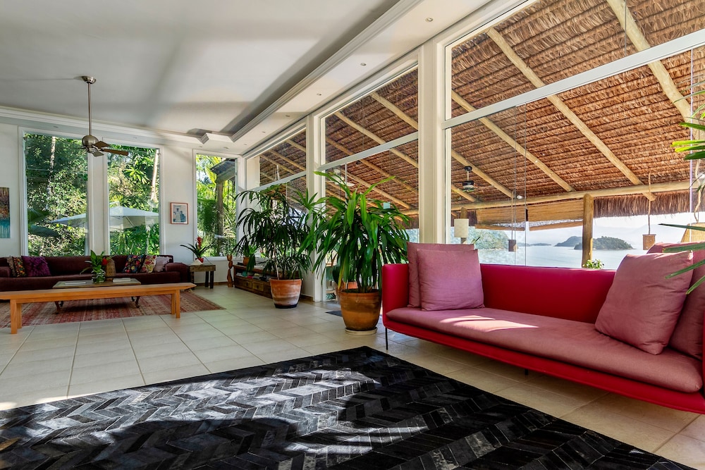Casa Luz 55/73
