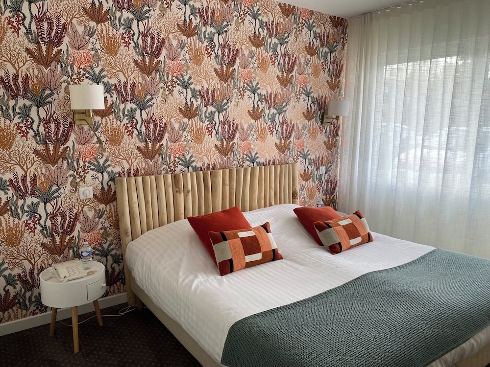 HÔTEL LE RÉGINA 11/59