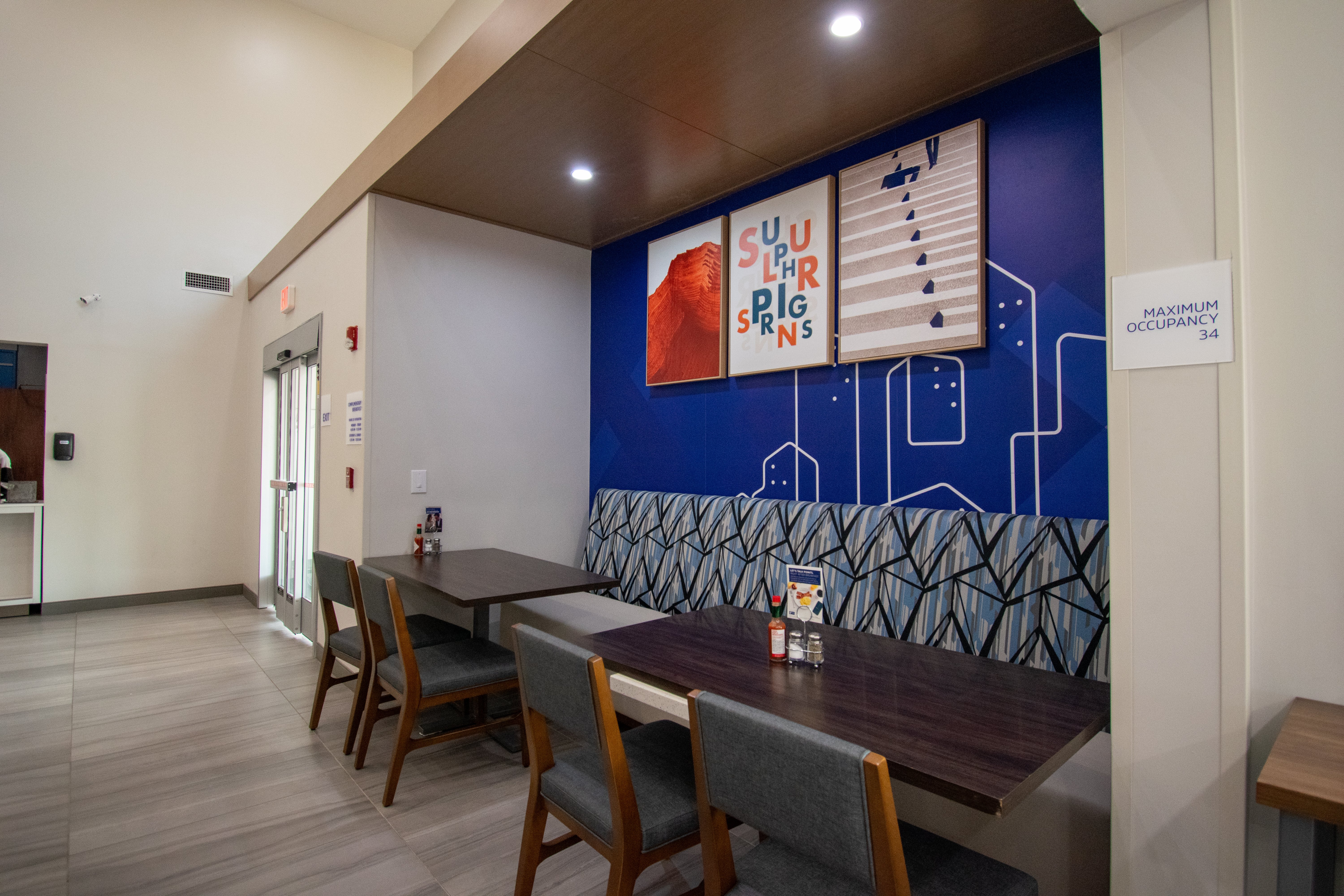 Holiday Inn Express & Suites Sulphur Springs by IHG 12/19