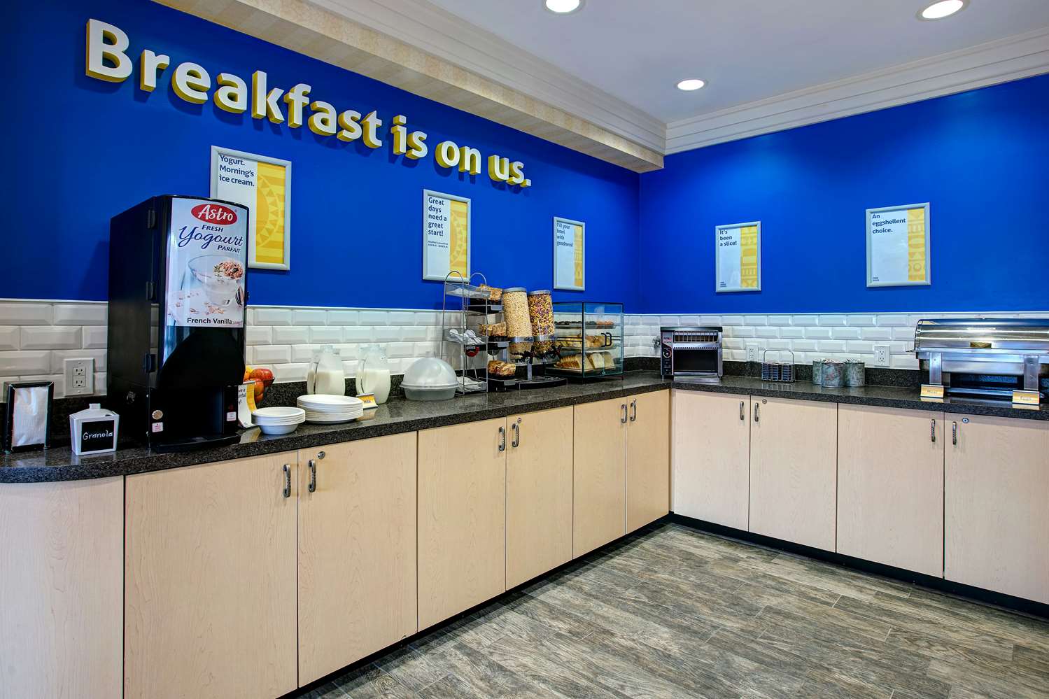 Days Inn & Suites By Wyndham Collingwood 6/38