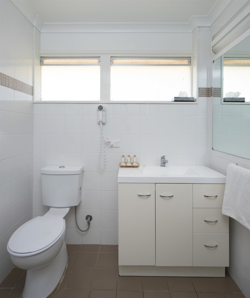 Hospitality Inn Geraldton SureStay Collection by Best Western 10/37