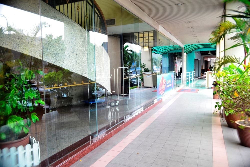 Hotel Caliber 11/40
