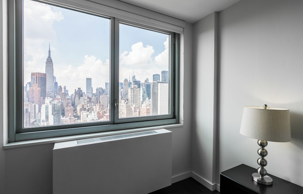 NYC Luxe Rentals 20/50