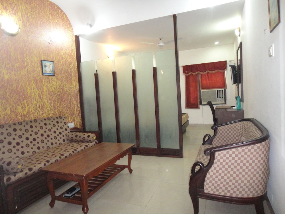 Hotel Orbit 34 22/37