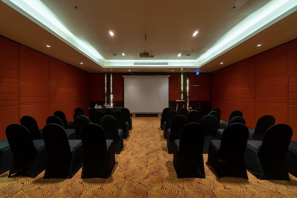 Radisson Resort and Suites Phuket 59/72