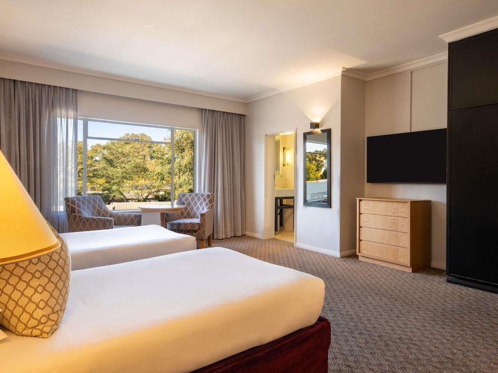 SUPERIOR, TWIN BEDS
