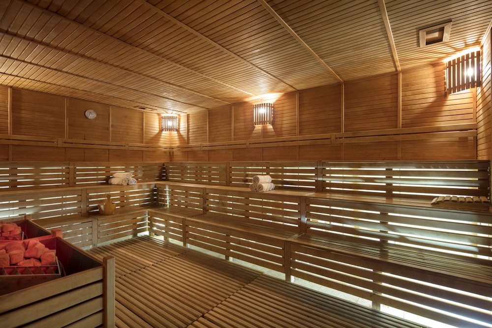 Aydinbey Kings Palace Spa and Resort Hotel 36/64