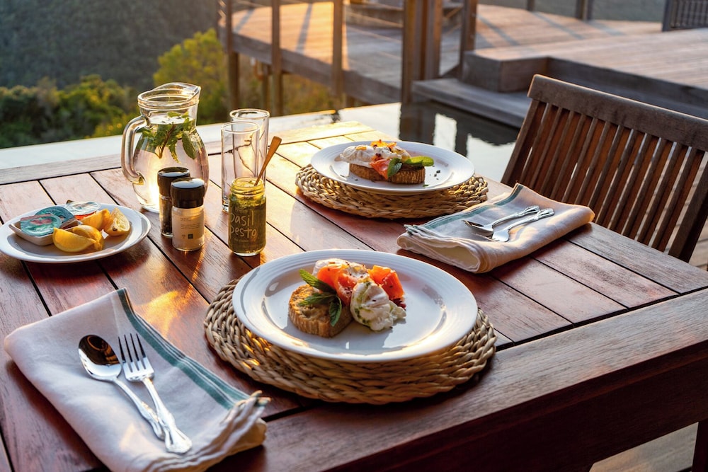Tamodi Lodge and Stables 38/50