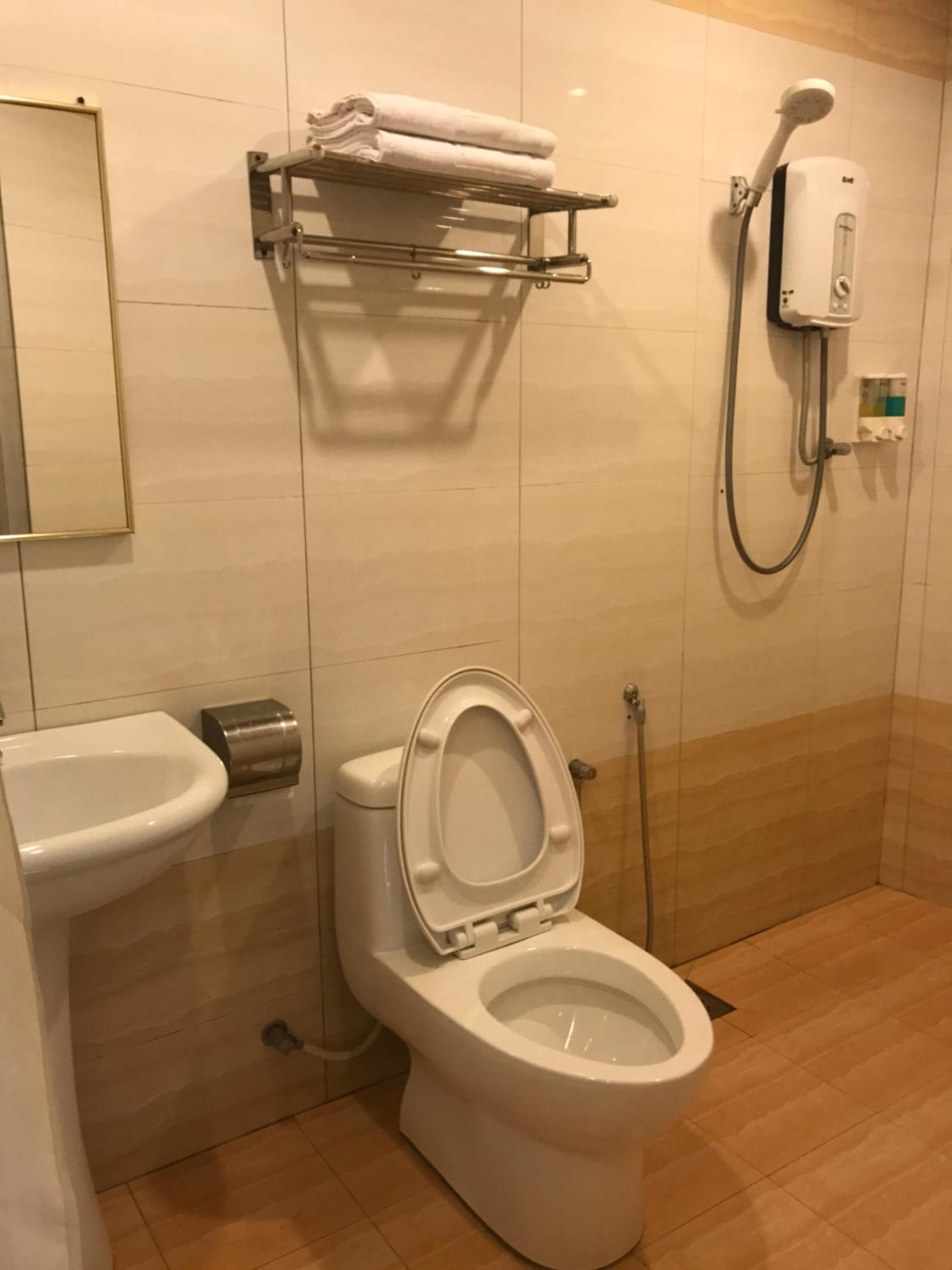 Se Hotel 2 35/37