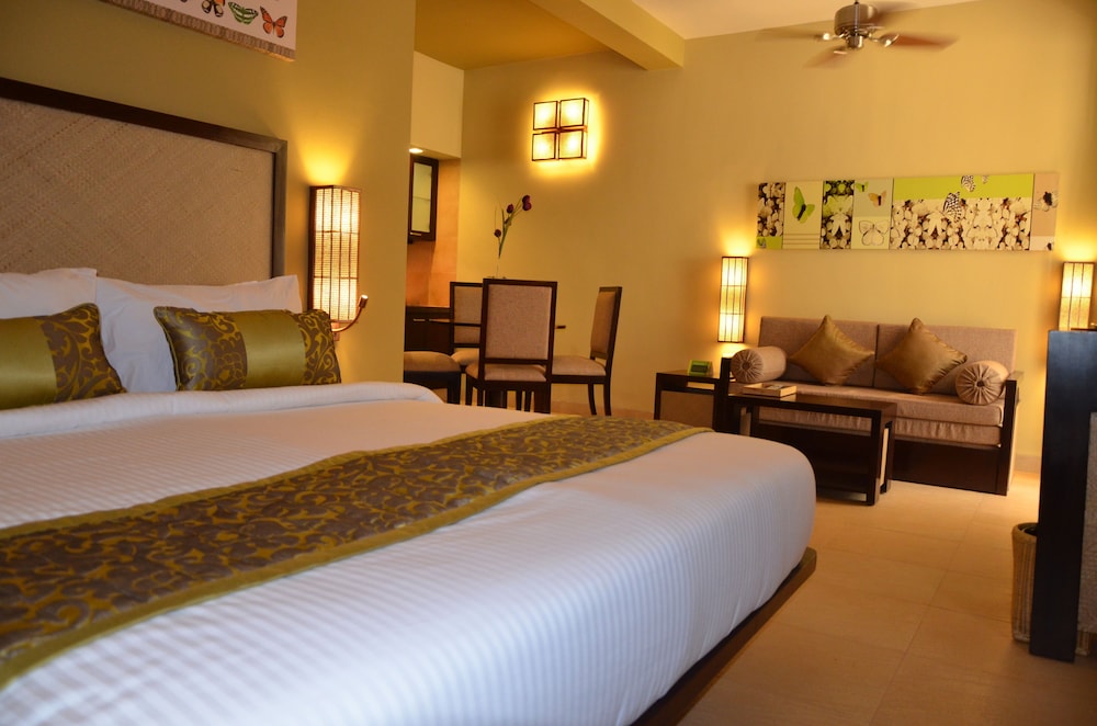Club Mahindra Virajpet 26/74