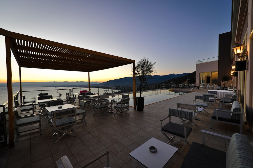 Belvedere Hotel 35/70