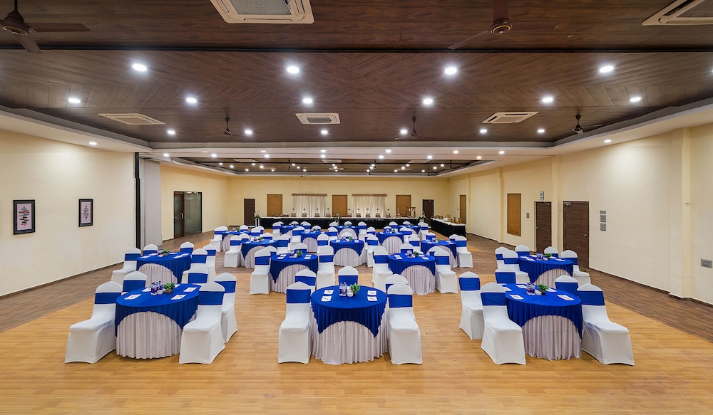 Manas Lifestyle Resort 32/50