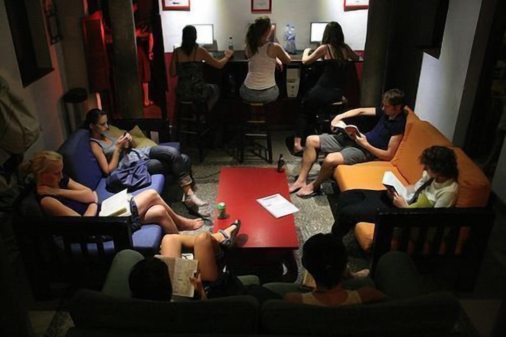 Oasis Backpackers Hostel Granada 35/50