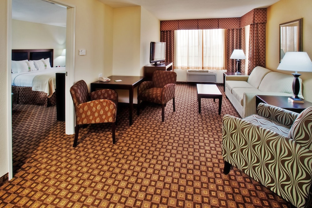 Holiday Inn Quincy, an IHG Hotel 41/75