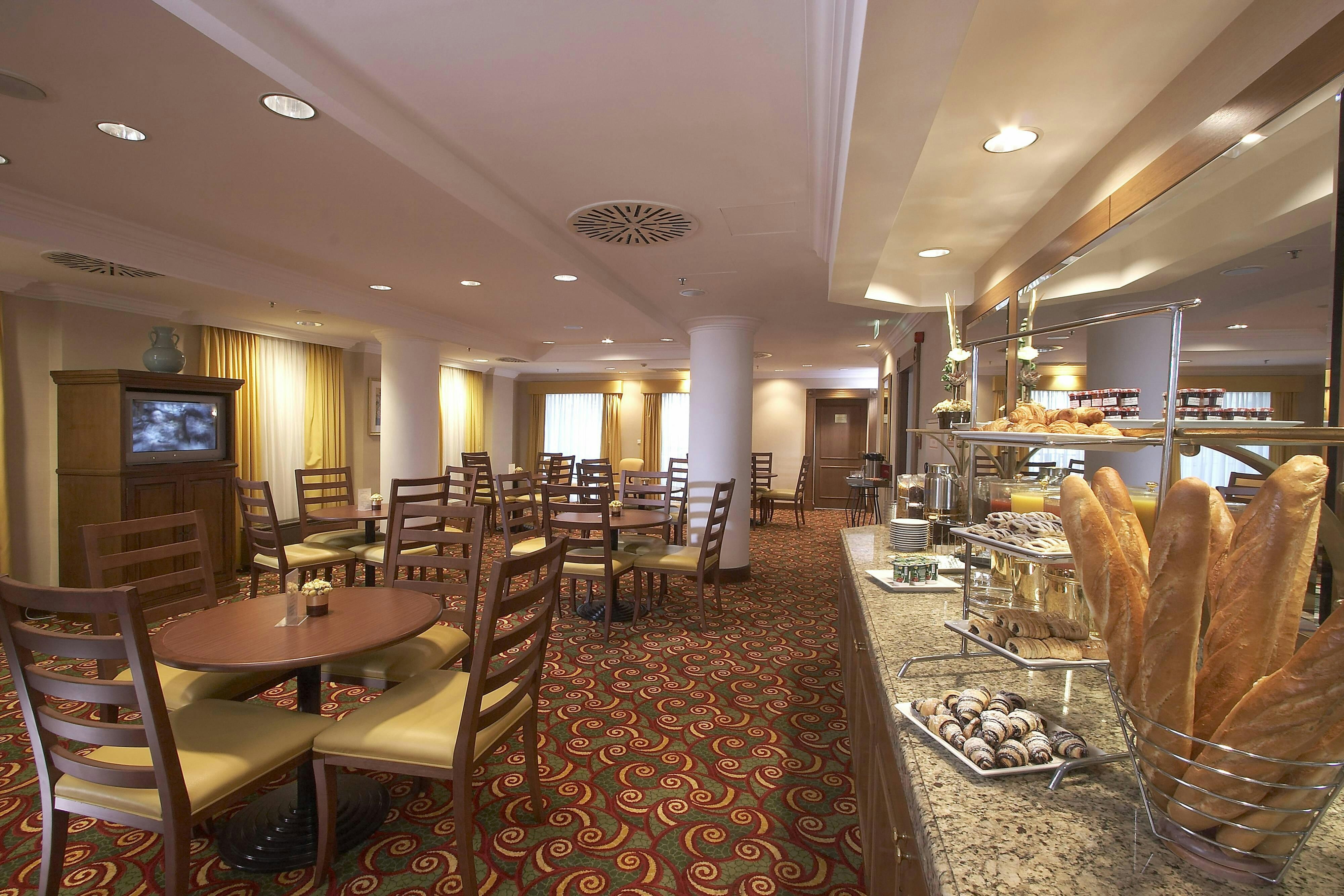 Marriott Millennium Court Executive Apartments Budapest 18/30
