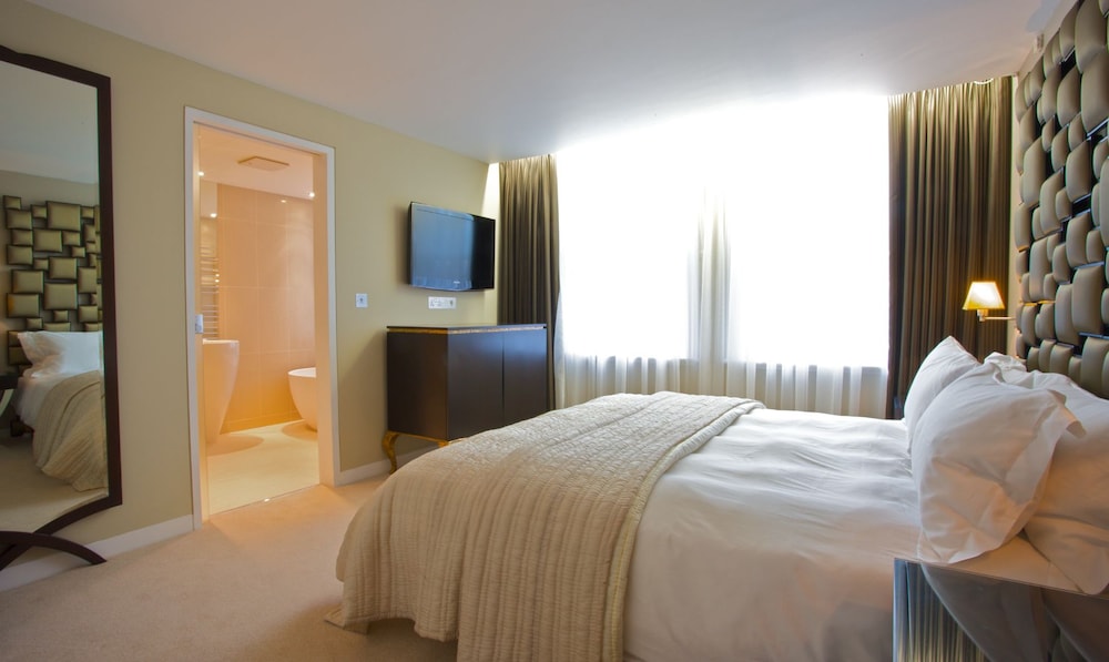 Ten Manchester Street Hotel 5/56