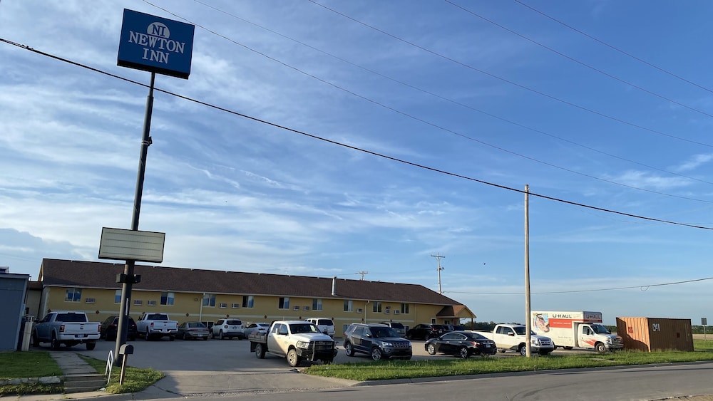 Newton Inn 4/37