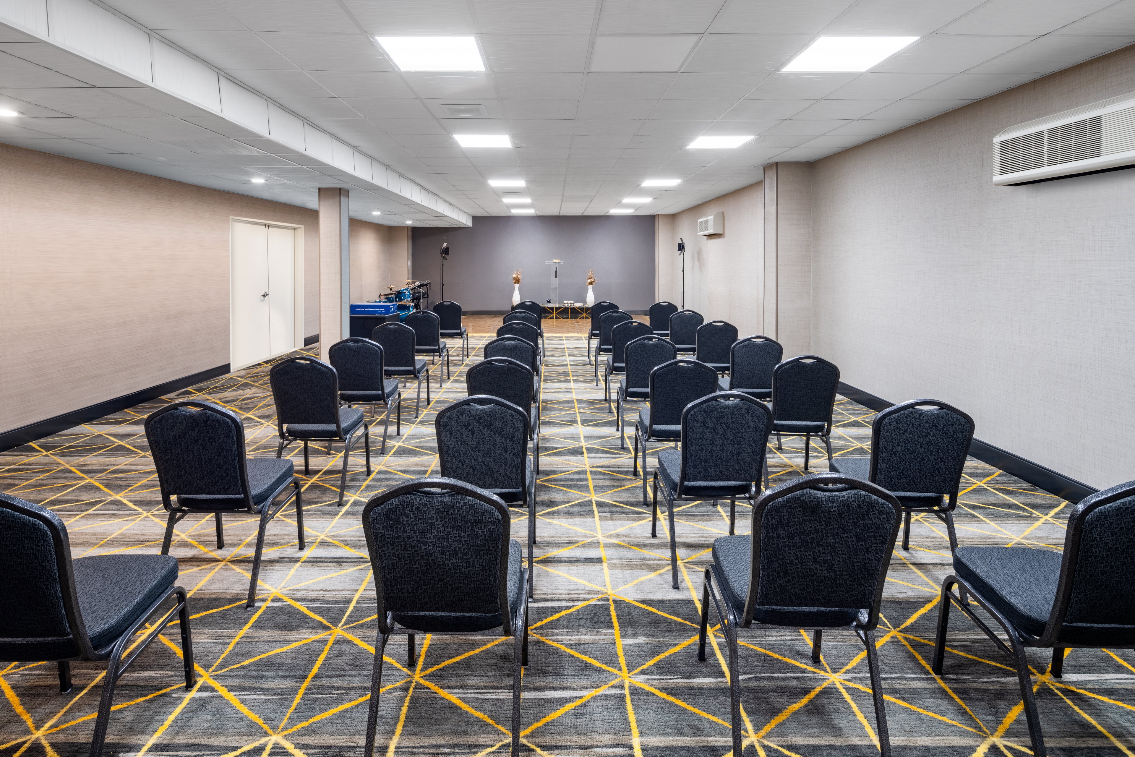Holiday Inn Poughkeepsie 23/29