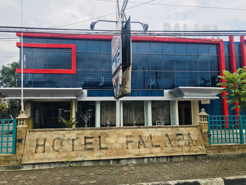 Palapa Hotel 4/50