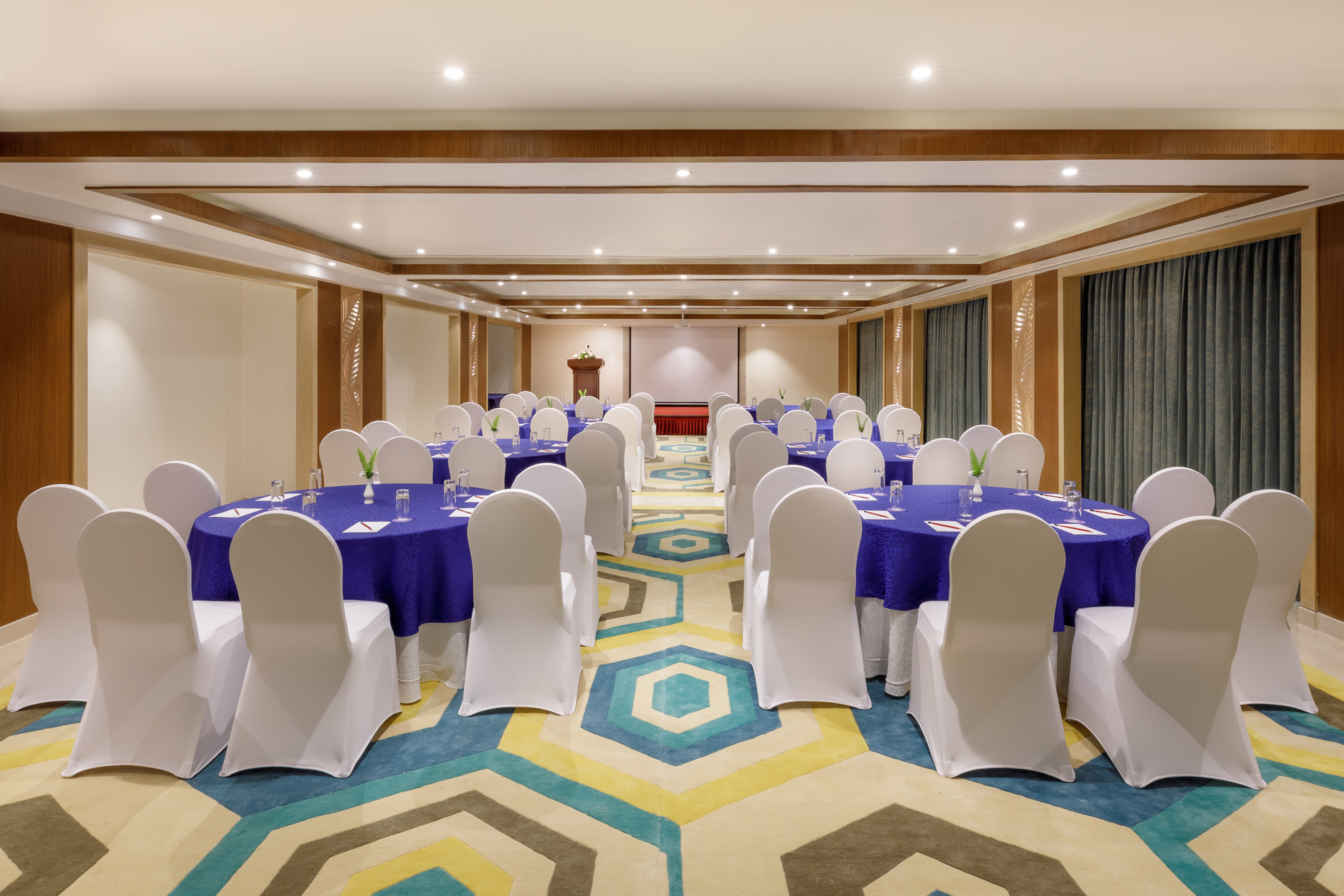 Holiday Inn Resort, Kathmandu 23/34