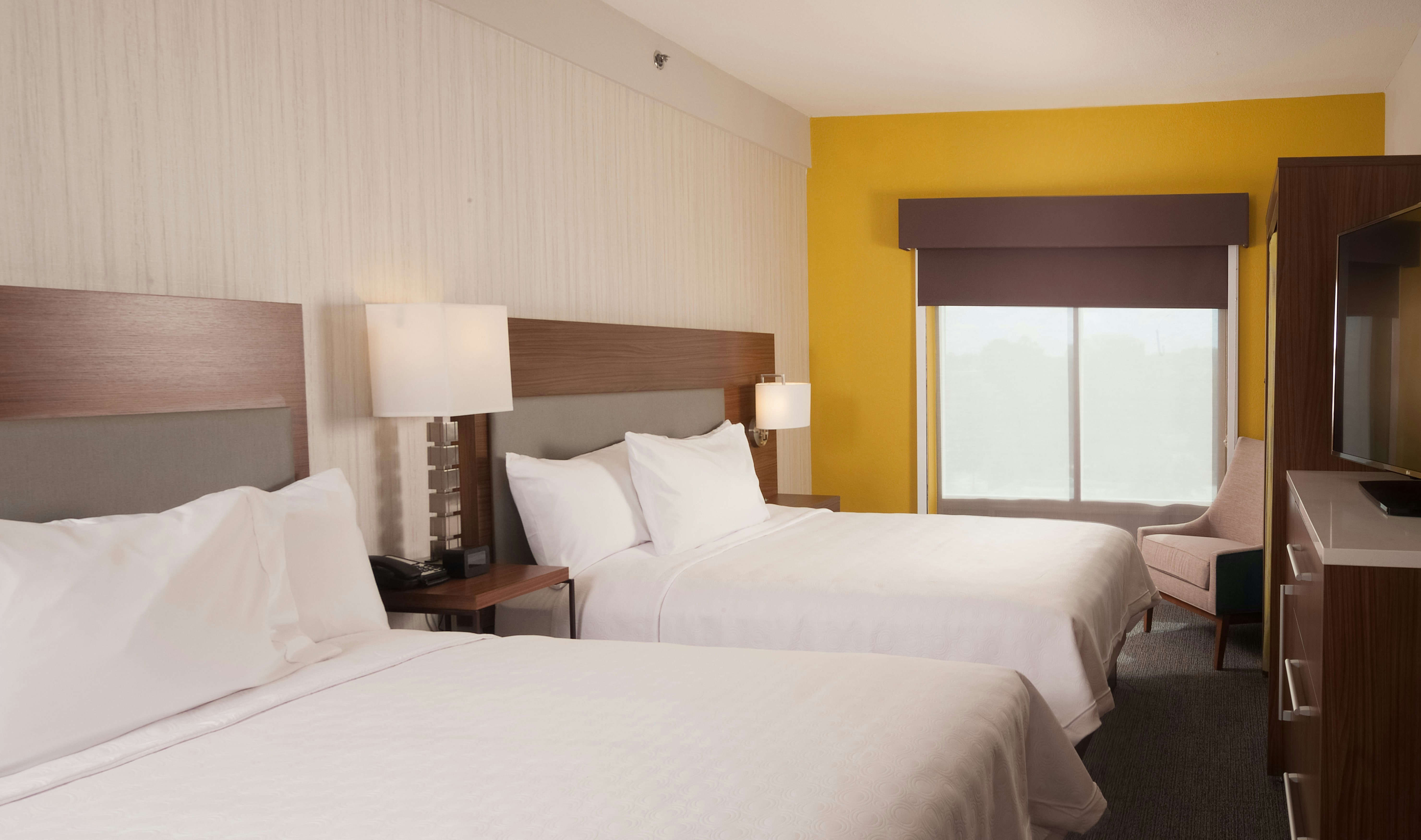 1 BEDROOM, SUITE, 2 QUEEN BEDS