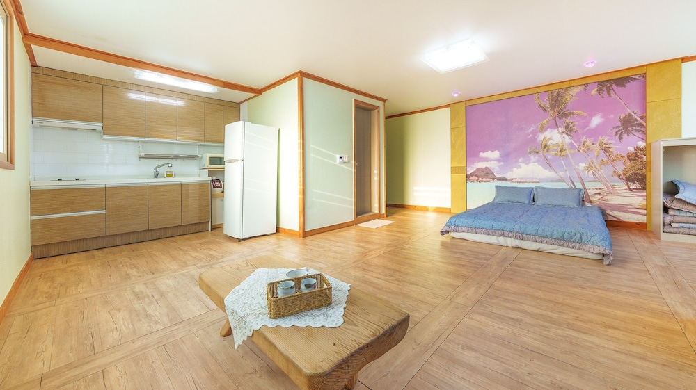 Gyeongju Gampo Beach Castle Pension 21/50