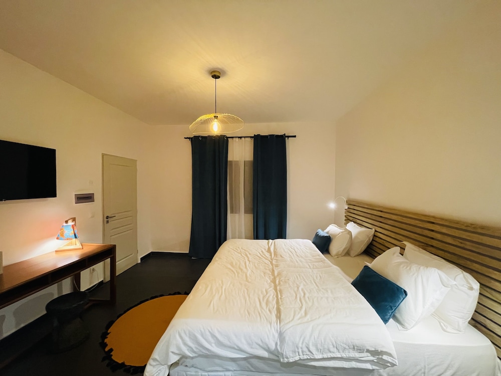 Hotel Du Phare 8/29