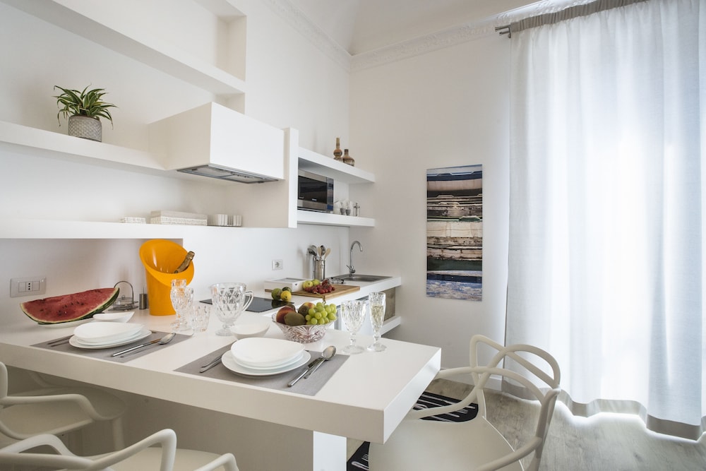Palermo In Suite Aparthotel Shs 42/52
