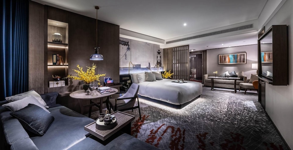 Elegant Hotel (Zhujiang New Town Canton Tower) 29/48