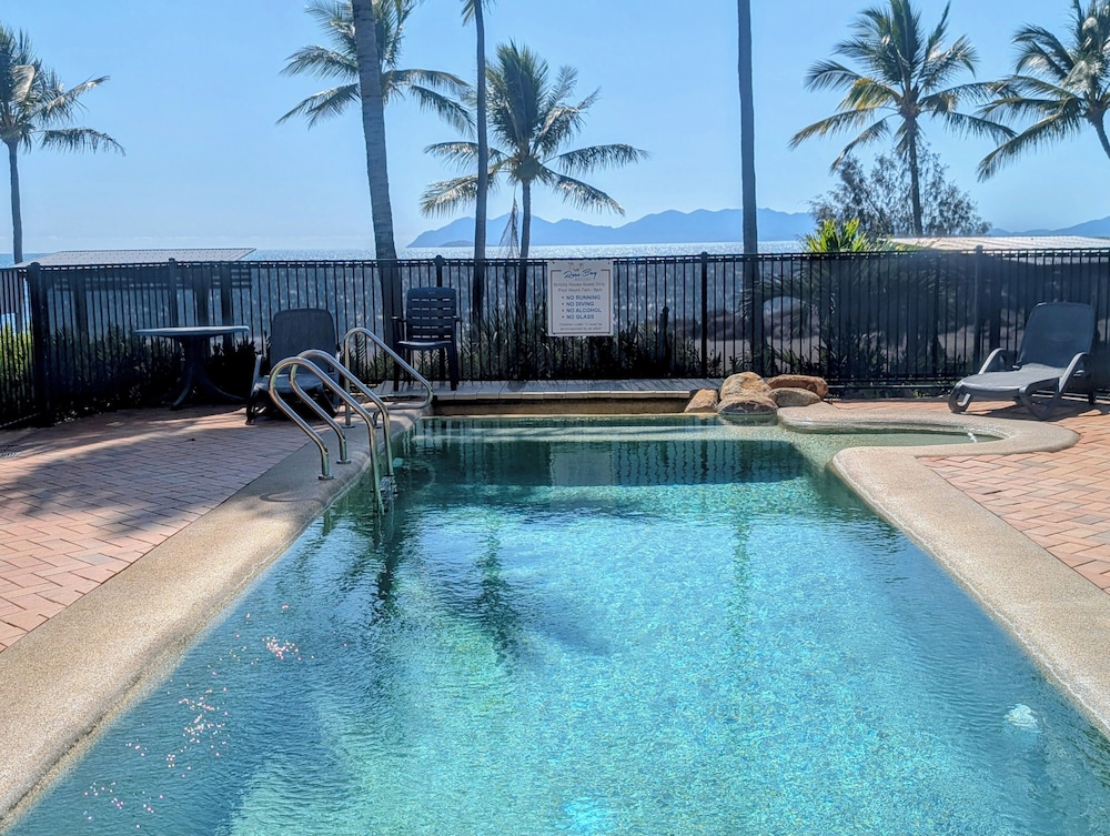 Rose Bay Resort 32/70