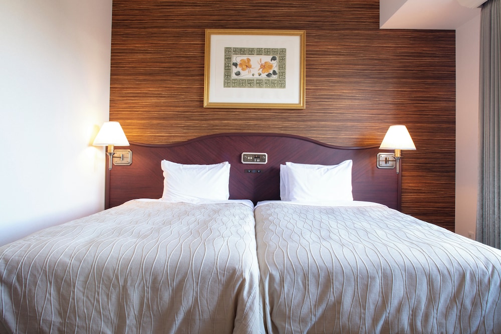 HOLLYWOOD, STANDARD, TWIN BEDS