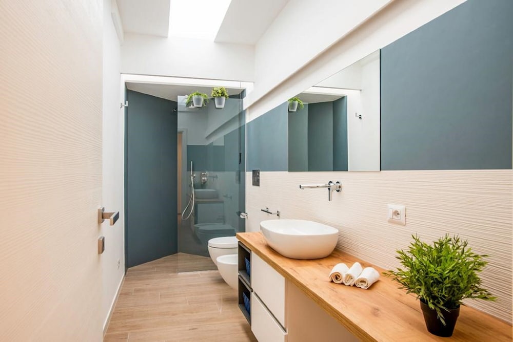 Athena Resort 50/50