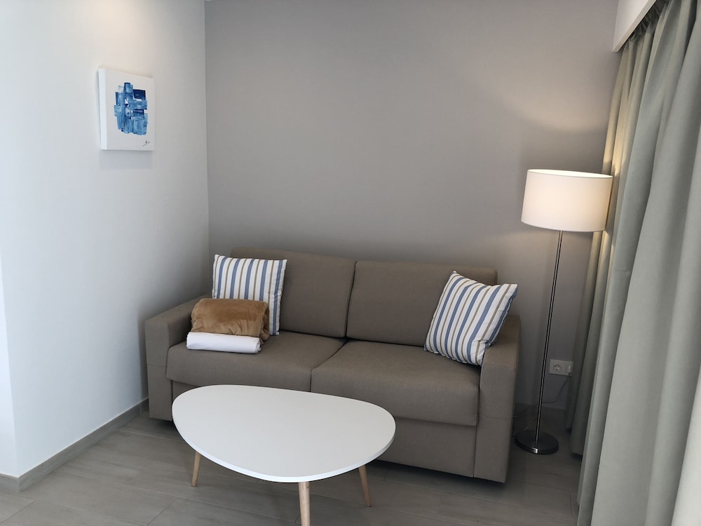 Hotel LIVVO Dunagolf Suites 28/50
