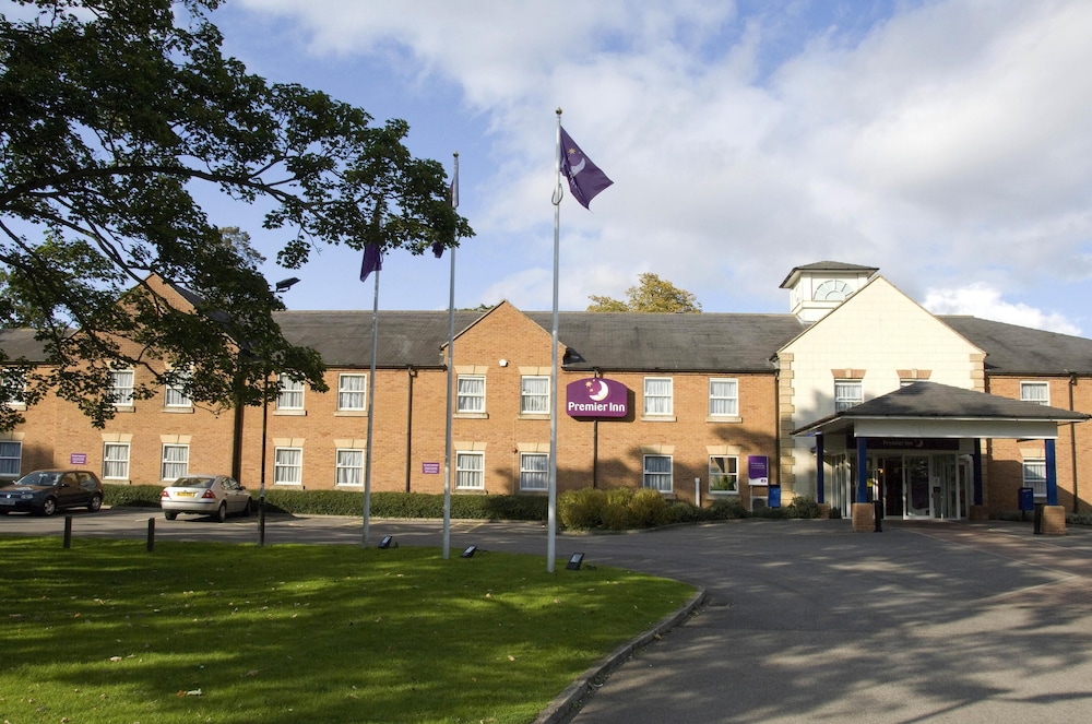 Premier Inn York North 32/40