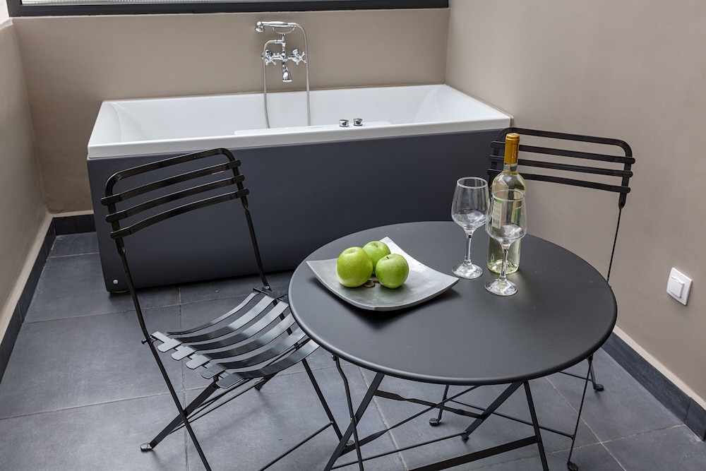 Classic Hotel by Athens Prime Hotels 28/40