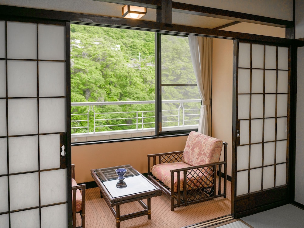 Isshinkan 38/49