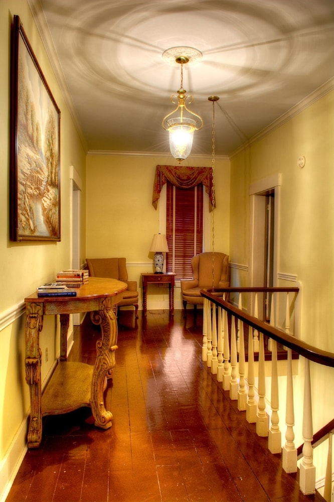 Emmas Bed and Breakfast 18/28